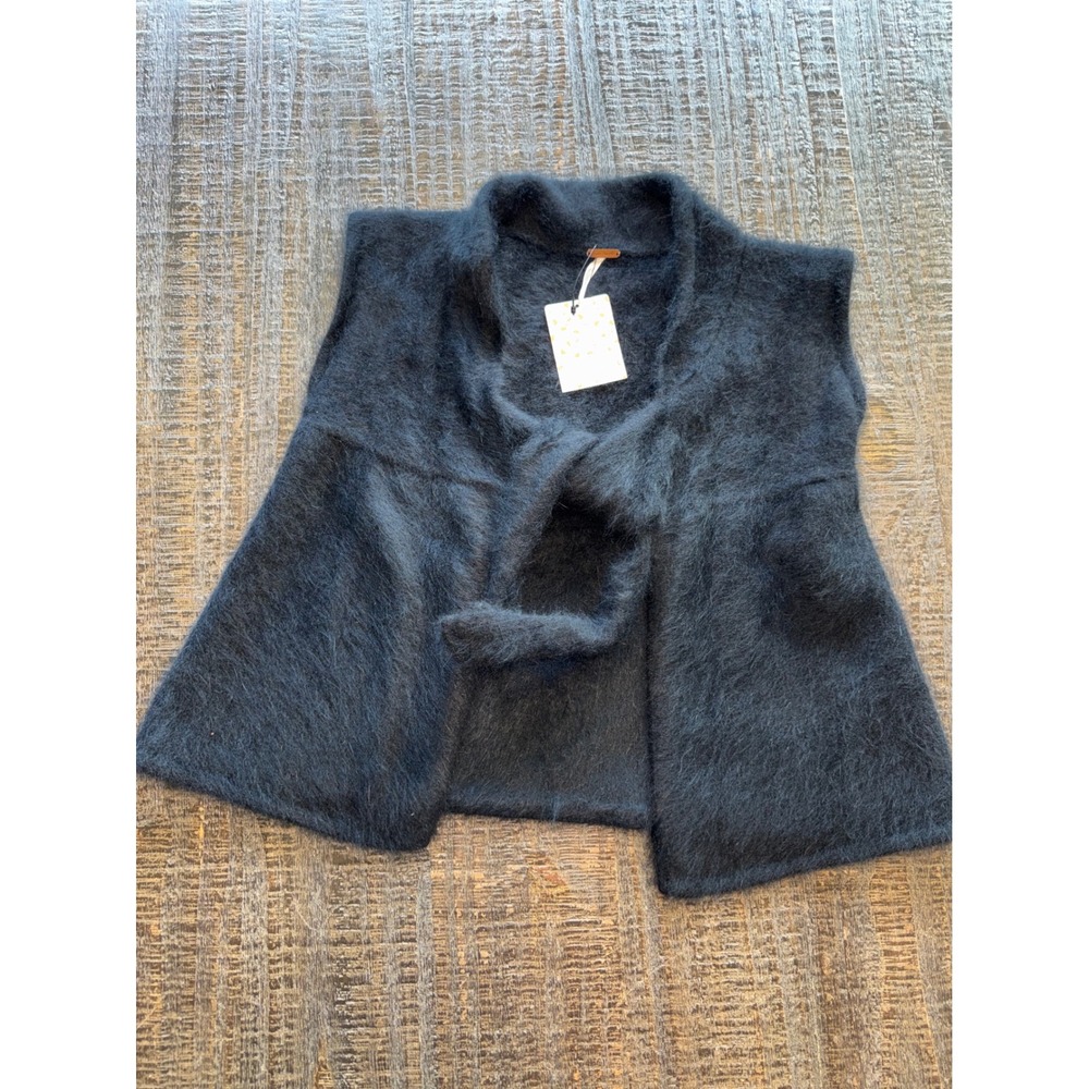 NWT Free People Luxe Angora Blend Sleeveless Cardigan Vest – Size Small